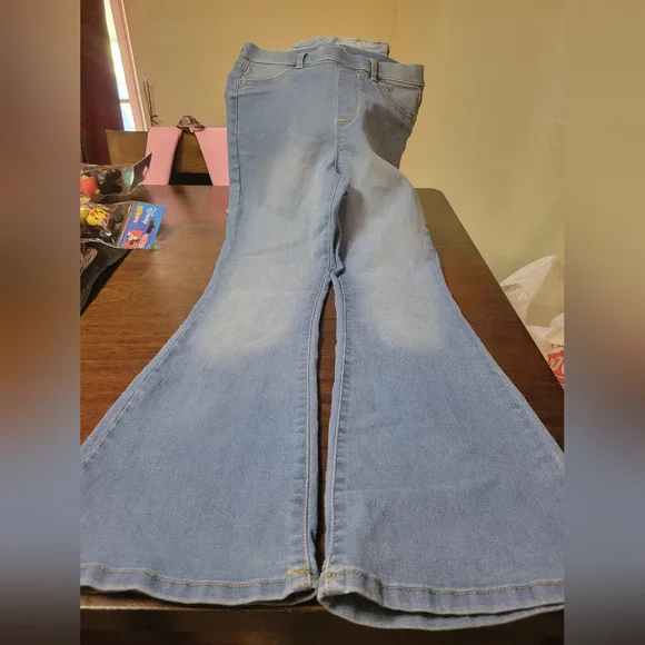 Girls Pants - Picture 12 of 13